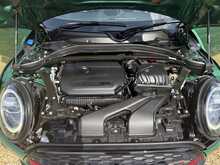MINI Clubman John Cooper Works - U2185