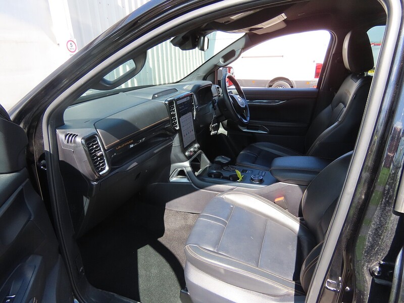 Ford 2.0 TD EcoBlue Wildtrak Pickup Double Cab 4dr Diesel Auto 4WD Euro 6 (s/s) (205 ps)