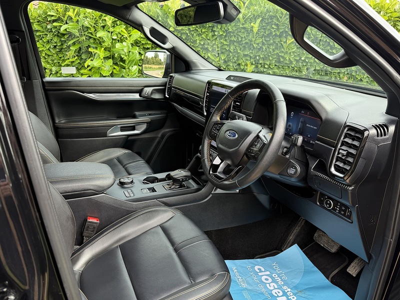 Ford 2.0 TD EcoBlue Wildtrak Pickup Double Cab 4dr Diesel Auto 4WD Euro 6 (s/s) (205 ps)