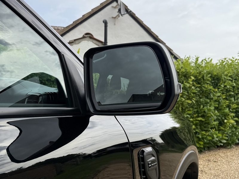 Ford 2.0 TD EcoBlue Wildtrak Pickup Double Cab 4dr Diesel Auto 4WD Euro 6 (s/s) (205 ps)