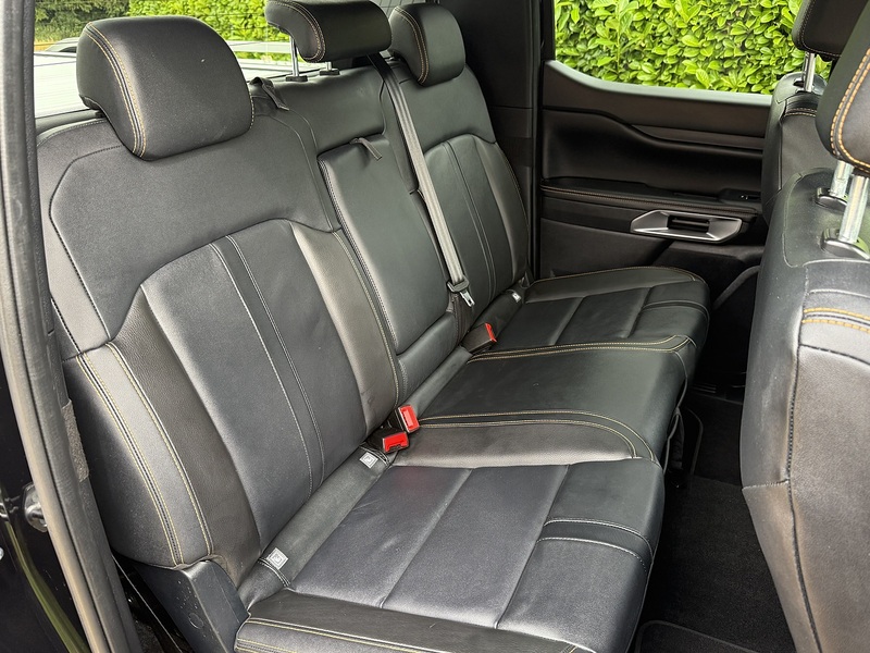 Ford 2.0 TD EcoBlue Wildtrak Pickup Double Cab 4dr Diesel Auto 4WD Euro 6 (s/s) (205 ps)