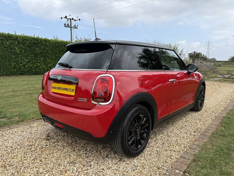 MINI 1.5 Cooper Hatchback 3dr Petrol Manual Euro 6 (s/s) (136 ps)