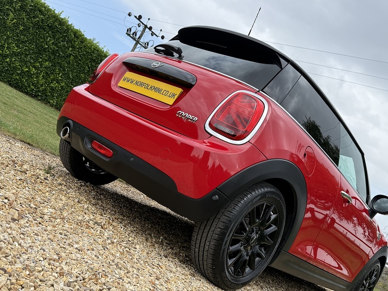 MINI 1.5 Cooper Hatchback 3dr Petrol Manual Euro 6 (s/s) (136 ps)