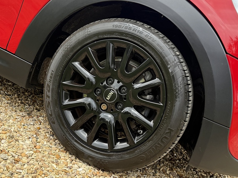 MINI 1.5 Cooper Hatchback 3dr Petrol Manual Euro 6 (s/s) (136 ps)