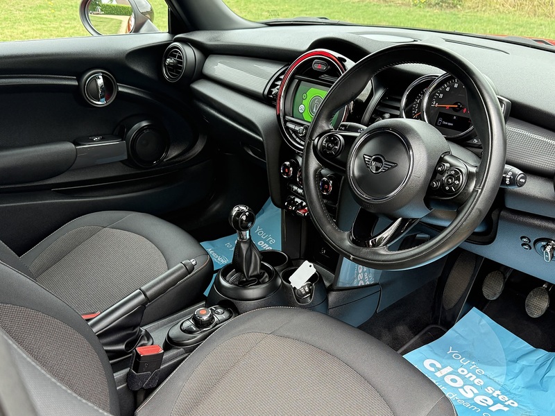 MINI 1.5 Cooper Hatchback 3dr Petrol Manual Euro 6 (s/s) (136 ps)