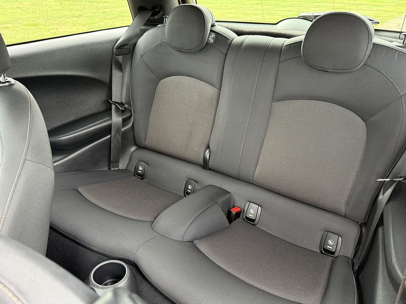 MINI 1.5 Cooper Hatchback 3dr Petrol Manual Euro 6 (s/s) (136 ps)