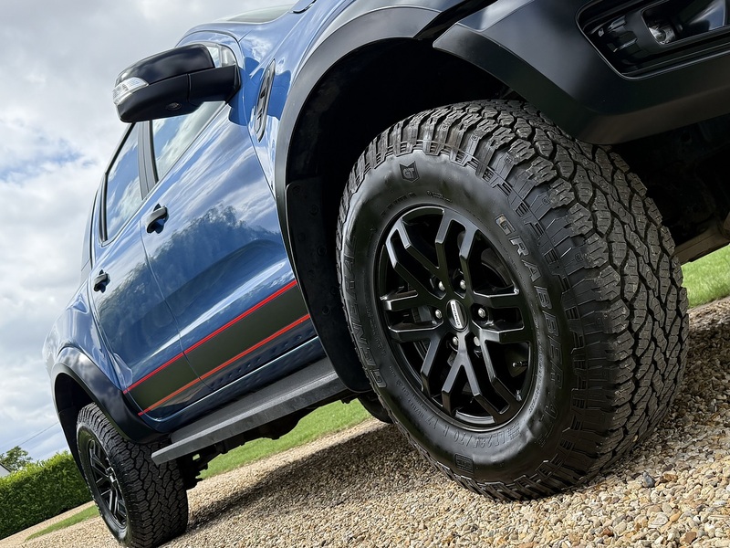 Ford 2.0 EcoBlue Raptor Pickup Double Cab 4dr Diesel Auto 4WD Euro 6 (s/s) (213 ps)