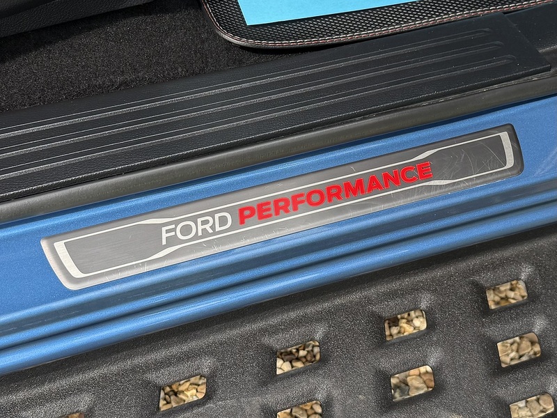 Ford 2.0 EcoBlue Raptor Pickup Double Cab 4dr Diesel Auto 4WD Euro 6 (s/s) (213 ps)