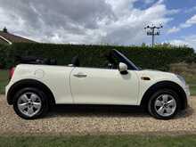 2016 (16) Mini Cooper Convertible