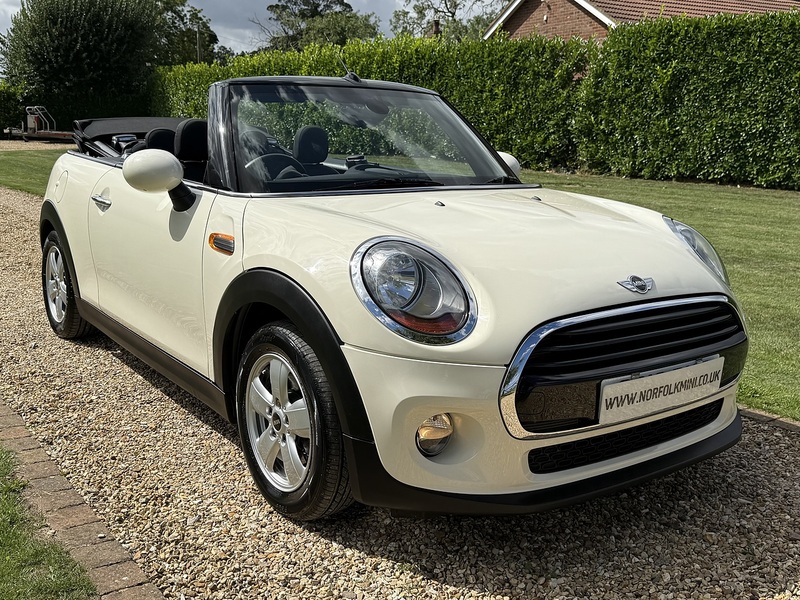 MINI 1.5 Cooper Convertible 2dr Petrol Manual Euro 6 (s/s) (136 ps)