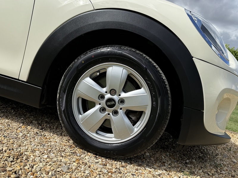 MINI 1.5 Cooper Convertible 2dr Petrol Manual Euro 6 (s/s) (136 ps)