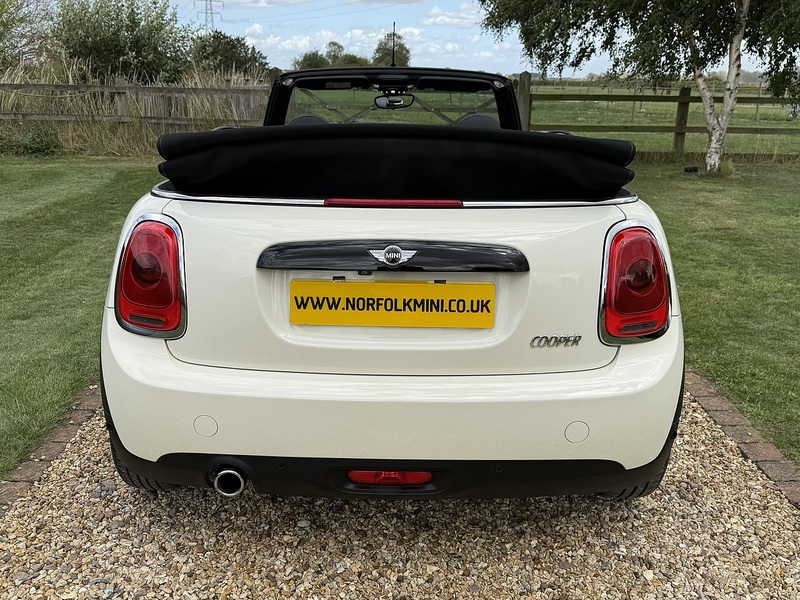 MINI 1.5 Cooper Convertible 2dr Petrol Manual Euro 6 (s/s) (136 ps)