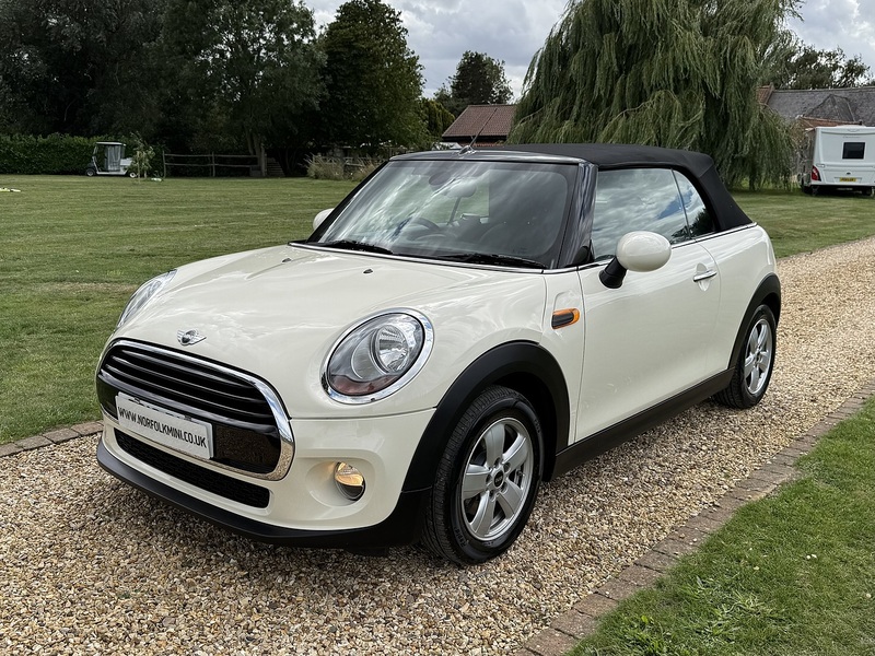 MINI 1.5 Cooper Convertible 2dr Petrol Manual Euro 6 (s/s) (136 ps)