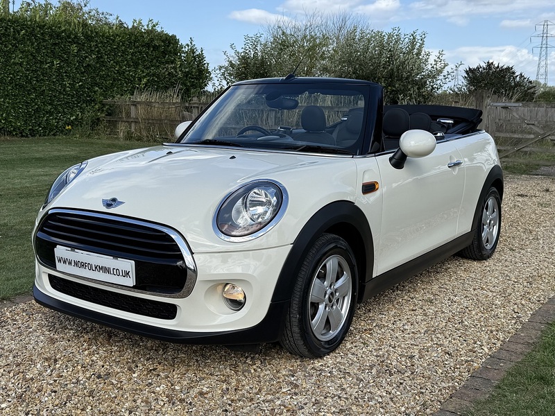 MINI 1.5 Cooper Convertible 2dr Petrol Manual Euro 6 (s/s) (136 ps)