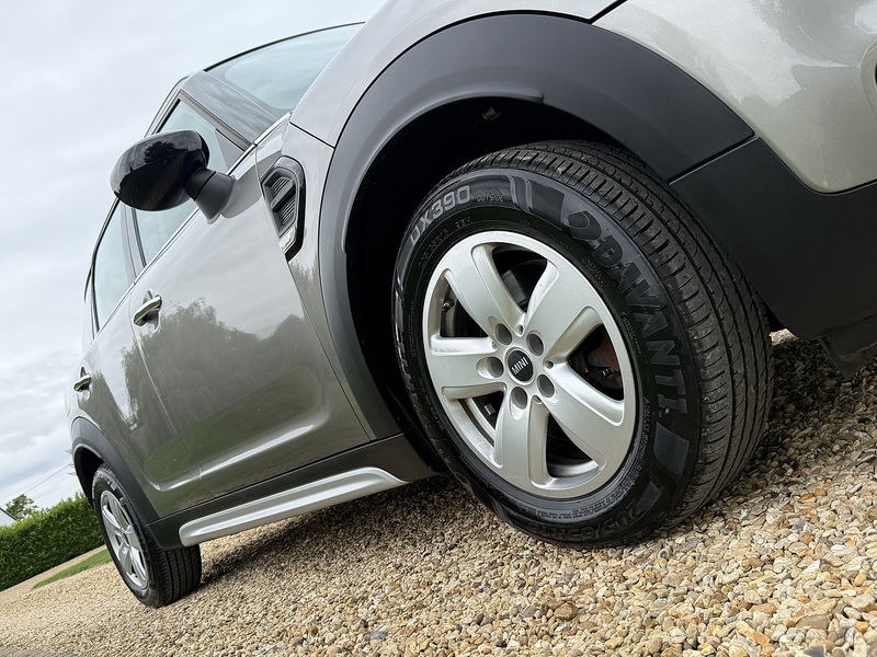 MINI 1.5 Cooper Classic SUV 5dr Petrol Steptronic Euro 6 (s/s) (136 ps)