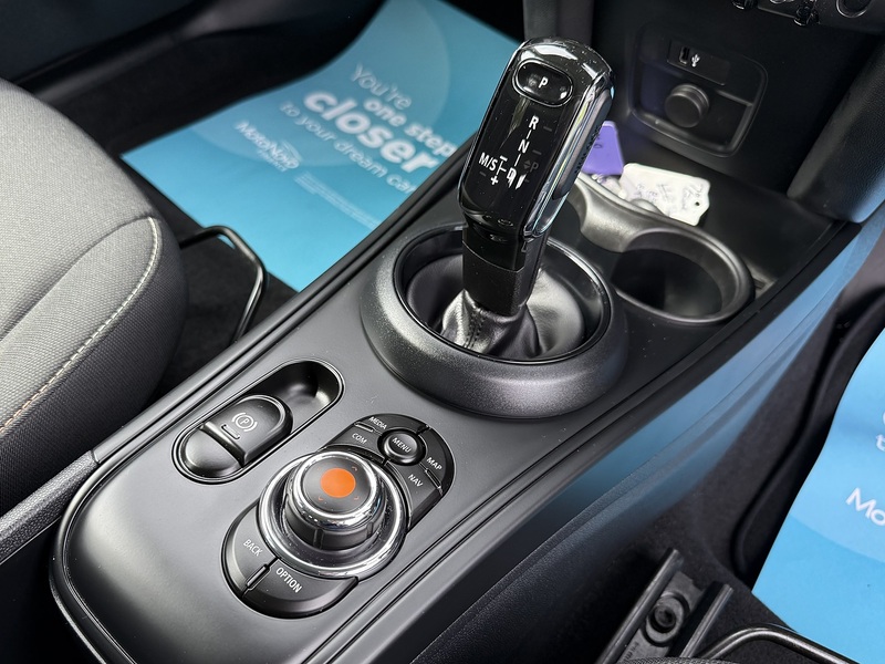 MINI 1.5 Cooper Classic SUV 5dr Petrol Steptronic Euro 6 (s/s) (136 ps)