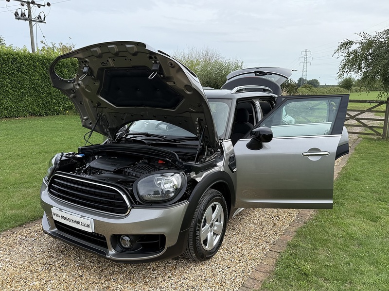 MINI 1.5 Cooper Classic SUV 5dr Petrol Steptronic Euro 6 (s/s) (136 ps)