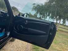 MINI Hatch Cooper - U2201