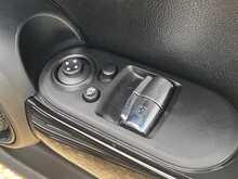 MINI Hatch Cooper - U2201