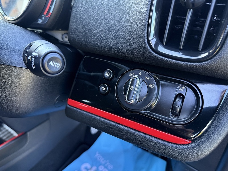 MINI 1.5 Cooper Sport SUV 5dr Petrol Steptronic Euro 6 (s/s) (136 ps)