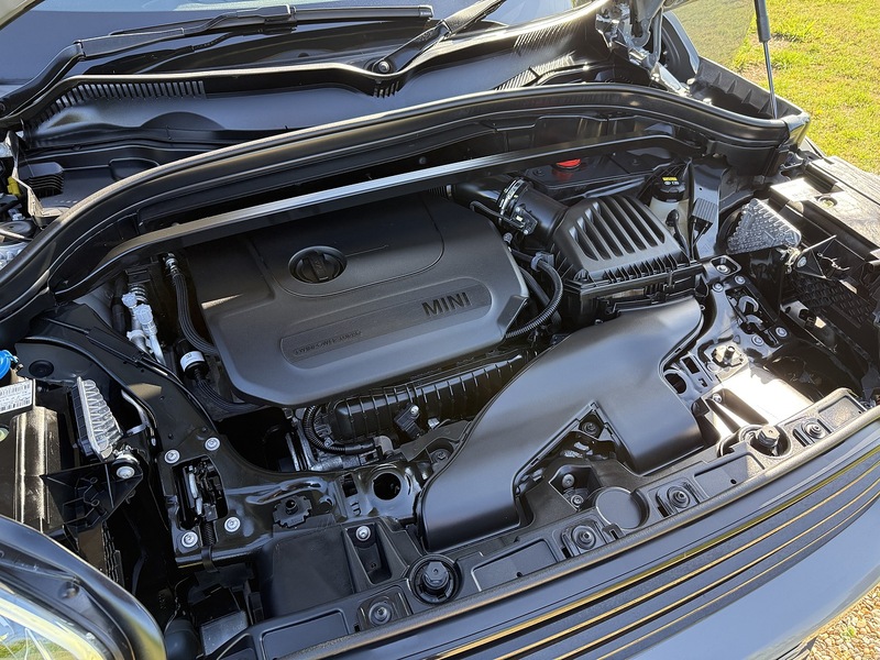 MINI 1.5 Cooper Sport SUV 5dr Petrol Steptronic Euro 6 (s/s) (136 ps)