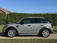 2022 (71) Mini Countryman Cooper Sport Auto