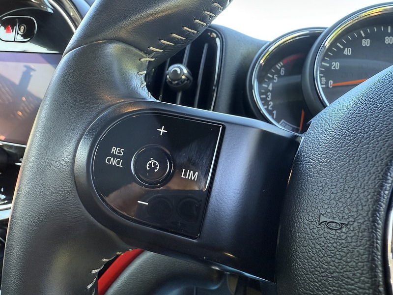 MINI 1.5 Cooper Sport SUV 5dr Petrol Steptronic Euro 6 (s/s) (136 ps)