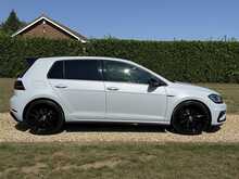 Volkswagen Golf TSI R - U2204