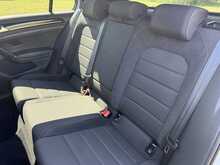 Volkswagen Golf TSI R - U2204