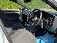 Volkswagen Golf TSI R - U2204
