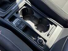 Volkswagen Golf TSI R - U2204