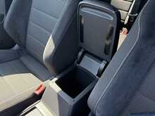 Volkswagen Golf TSI R - U2204