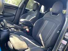 2018 (18) Mini Cooper S 5 Door Auto