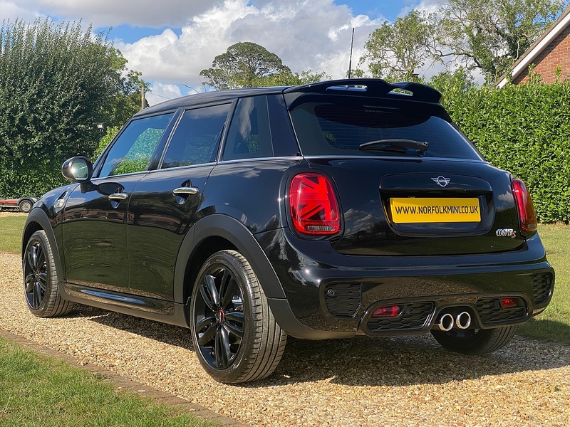 MINI 2.0 Cooper S Hatchback 5dr Petrol Steptronic Euro 6 (s/s) (192 ps)