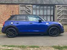 2018 (18) Mini Cooper S 5 Door Auto