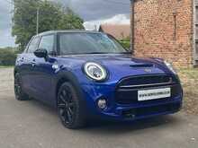 2018 (18) Mini Cooper S 5 Door Auto