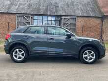 Audi Q2 TDI Technik - U2212