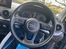Audi Q2 TDI Technik - U2212