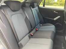 Audi Q2 TDI Technik - U2212