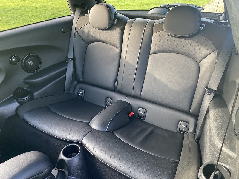 MINI 2.0 John Cooper Works Hatchback 3dr Petrol Auto 8 Spd Euro 6 (s/s) (231 ps)