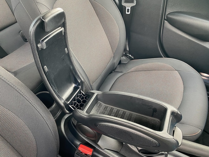 MINI 1.5 Cooper Classic Hatchback 5dr Petrol Steptronic Euro 6 (s/s) (136 ps)