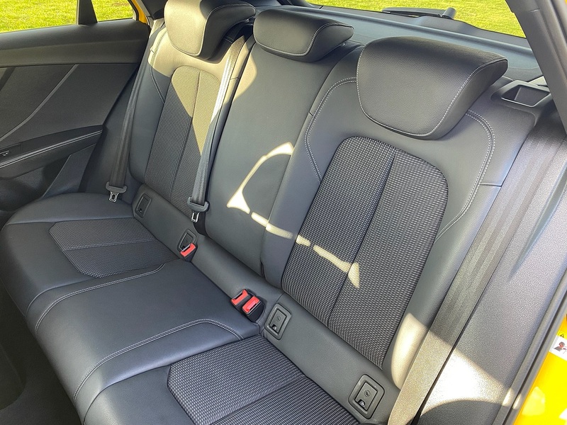 Audi 1.4 TFSI CoD S line SUV 5dr Petrol S Tronic Euro 6 (s/s) (150 ps)