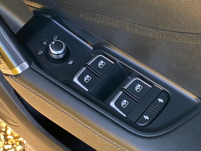 Audi 1.4 TFSI CoD S line SUV 5dr Petrol S Tronic Euro 6 (s/s) (150 ps)