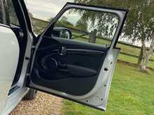 MINI Hatch Cooper S Sport - U2232