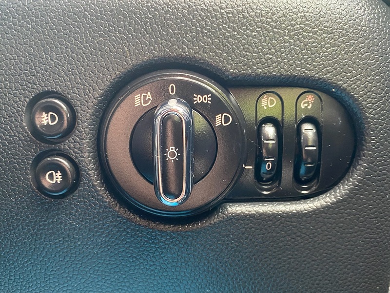 MINI 1.2 One Hatchback 5dr Petrol Auto Euro 6 (s/s) (102 ps)