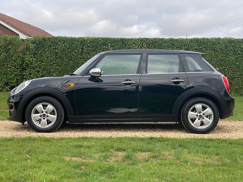 MINI 1.2 One Hatchback 5dr Petrol Auto Euro 6 (s/s) (102 ps)