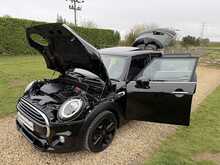 MINI Hatch Cooper Sport - U2240