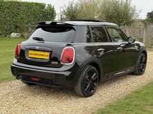 MINI Hatch Cooper Sport - U2240