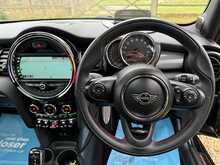 MINI Hatch Cooper Sport - U2240