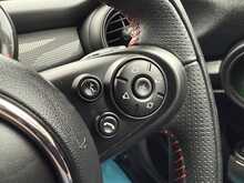 MINI Hatch Cooper Sport - U2240